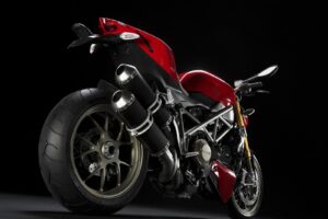 Ducati Streetfighter Red Rear10627597